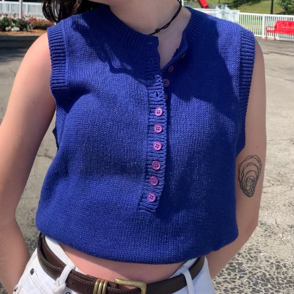 Gearing Up Vintage 90s Blue Knit Button Vest